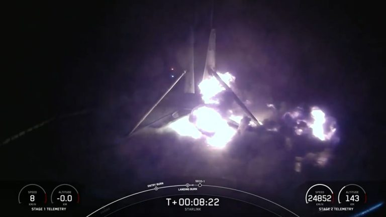 SpaceX rocket catches fire, falls over while landing at sea after record-breaking Starlink launch (video)_66cfabf73910d.jpeg