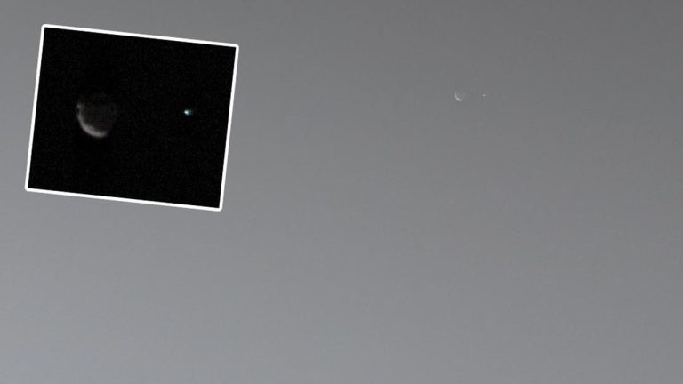 Behold! 1st-ever photo of Earth and Mars’ moon Phobos captured from Red Planet_66eade3cf3639.jpeg