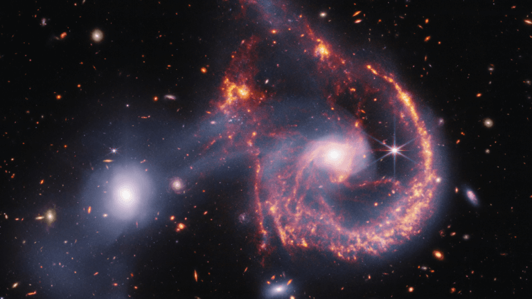 James Webb Space Telescope witnesses a ‘smiling’ galactic collision (images)_66eca0585d52e.png