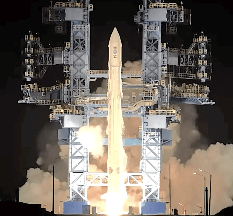 Russian military satellite(s) payload identity highly uncertain top secret launch on Tuesday_66e999662af95.png