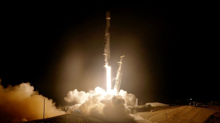 SpaceX launches next-gen US spy satellites on 2nd leg of spaceflight doubleheader (video)_66db18fab385a.jpeg