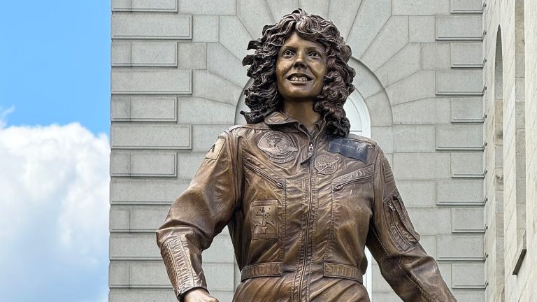 Statue of fallen ‘Teacher-in-Space’ Christa McAuliffe unveiled at NH state house_66d7951d93efc.jpeg