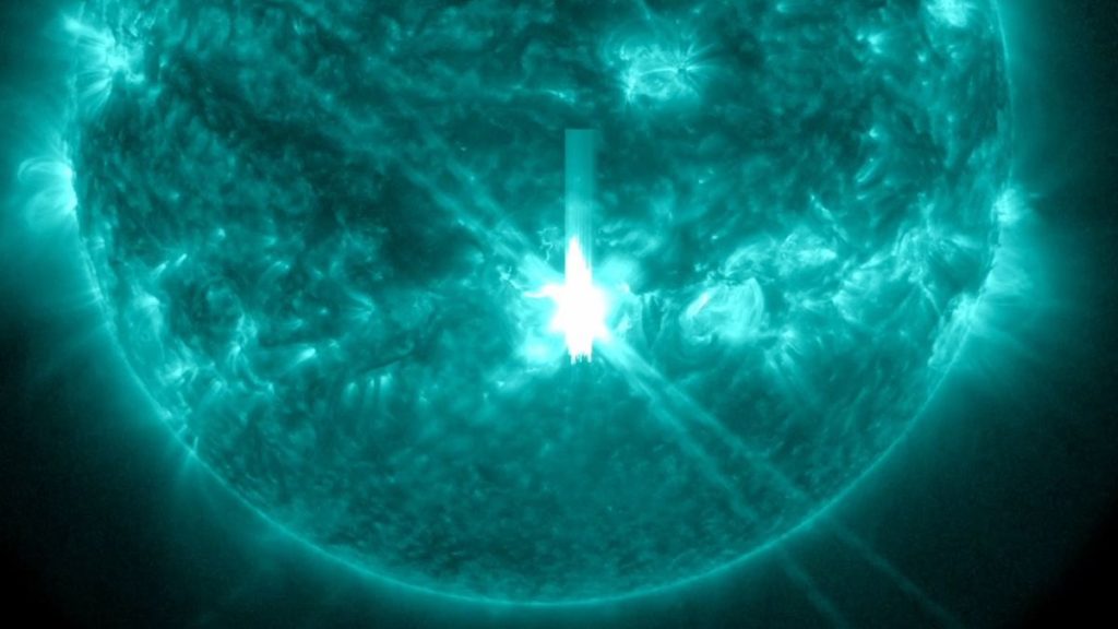 Biggest solar flare since 2017 erupts from sun and Earth is in the firing line (video)_66ff155409c0c.jpeg