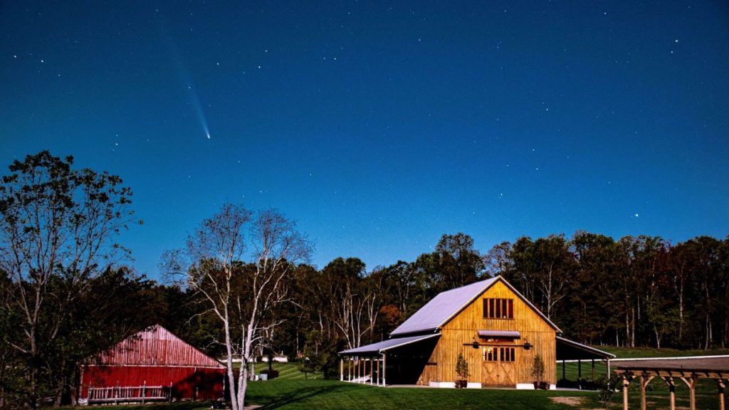 Comet Tsuchinshan-ATLAS is still visible in the night sky, but not for long_671276bddae4c.jpeg