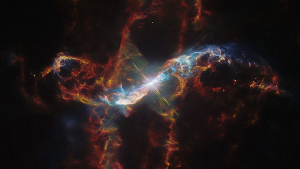 Hubble Telescope sees ‘stellar volcano’ erupt in amazing colors (video, photo)_6715193bb9a0f.jpeg