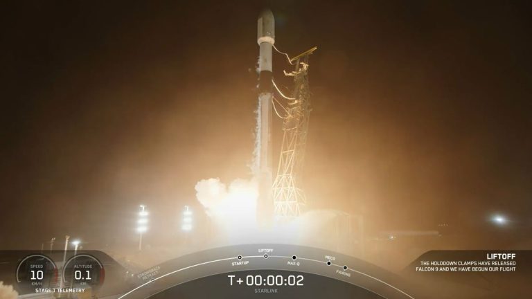 SpaceX launches 20 Starlink internet satellites from California on Oct. 30 (video)_672239af9da26.jpeg