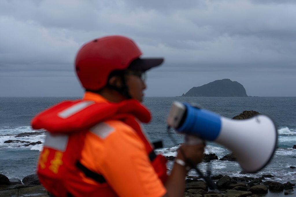 Typhoon pounds remote Philippine island group near Taiwan_66fc0e7301b7b.jpeg