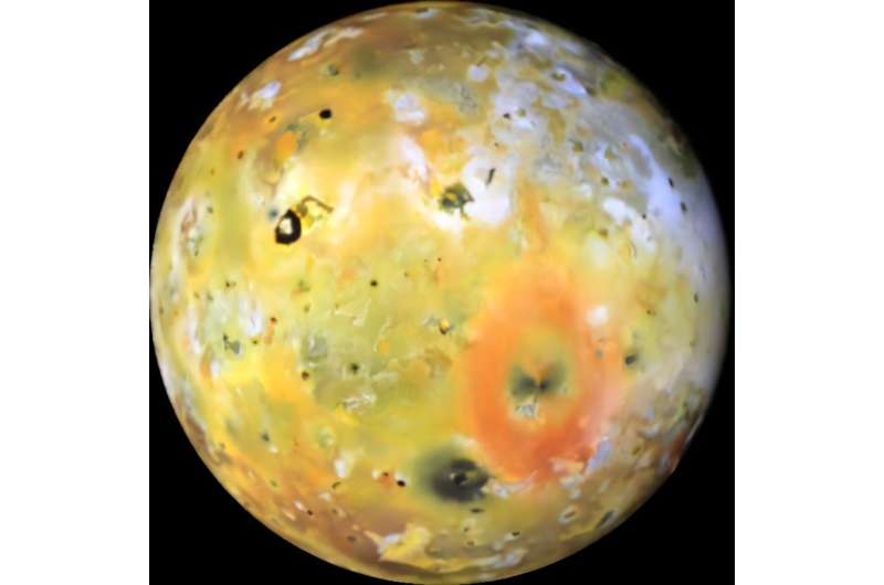 A distant planet seems to have a sulphur-rich atmosphere, hinting at alien volcanoes