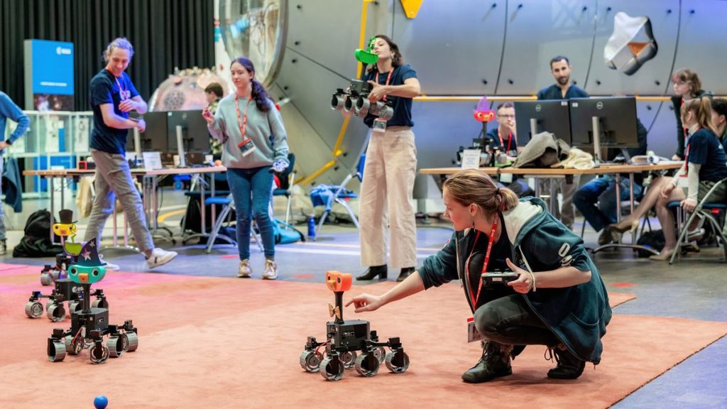 Adorable 3D-printed rovers learn to find blue ball in Mars-like environment_672e6b75a0a5f.jpeg