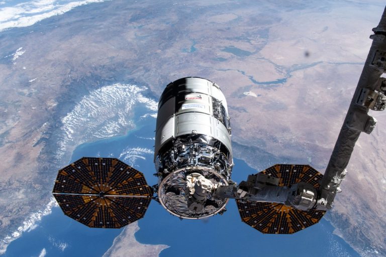 NASA extends ISS cargo contracts through 2030_6733580893f2c.jpeg