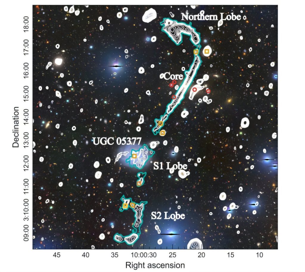 New giant radio galaxy discovered with MeerKAT_673e0d93afcba.jpeg