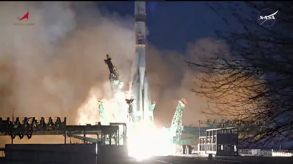 Russian Soyuz rocket launches supplies to ISS on 90th Progress cargo spacecraft (video)_673f3a9c574cd.jpeg