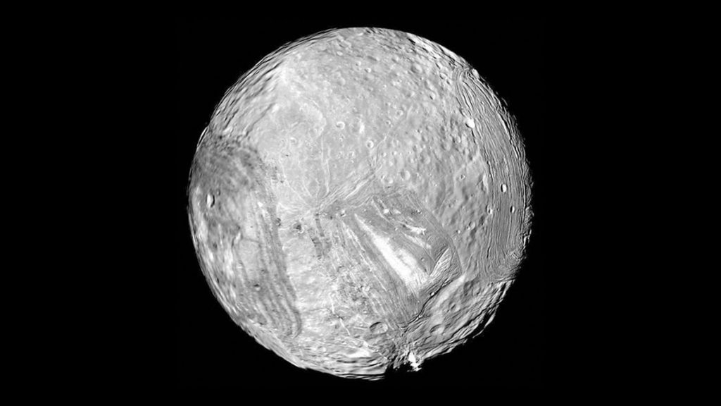 Small moon of Uranus may have once had a subsurface liquid water ocean_6724dca1a1fad.jpeg