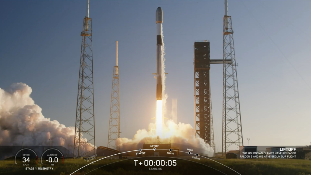 SpaceX launches 24 Starlink satellites from Florida, lands rocket at sea, after weather delay (video)_6732b46b4129e.png