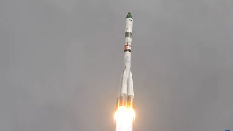 Watch Russian Progress cargo spacecraft launch to the ISS on Nov. 21_673e91cf4b6f8.jpeg