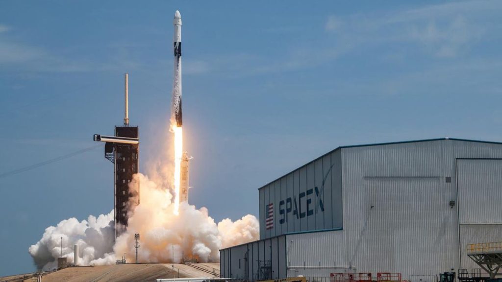 Watch SpaceX launch 3 tons of cargo to ISS today_67292581a5c72.jpeg