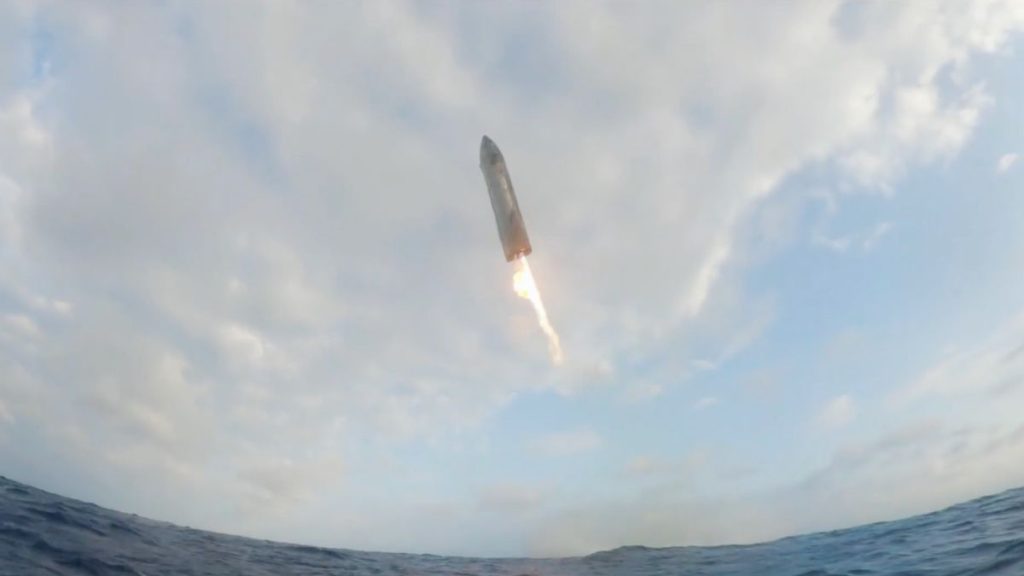 Watch SpaceX Starship flight 6 splash down in amazing ‘buoycam’ footage (video)_6744d50351ef2.jpeg