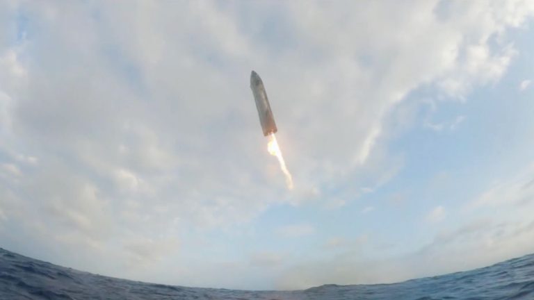 Watch SpaceX Starship flight 6 splash down in amazing ‘buoycam’ footage (video)_6744d50351ef2.jpeg