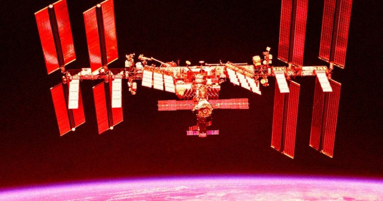 Experts Worried That Destroying the Space Station Will Damage the Earth’s Environment_6750c15e3f4ec.jpeg