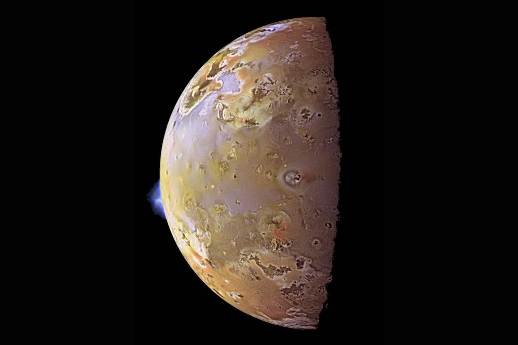 Jupiter’s ‘Tortured Moon’: Astronomers Uncover Surprising Source of Io’s Intense Volcanic Fury_675c8af38089d.jpeg