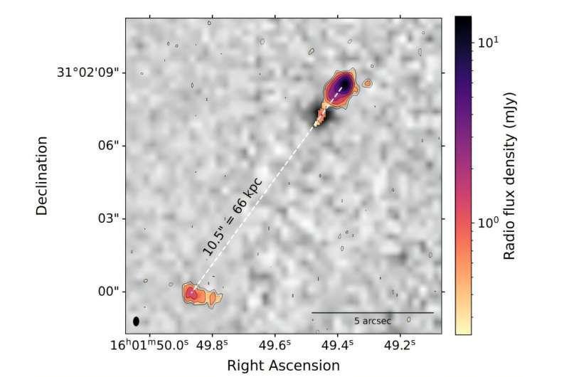 Large radio jet discovered in quasar J1601+3102