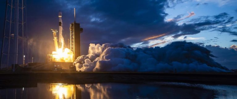 SpaceX launches redesigned O3b mPower satellites_67632244b360f.jpeg